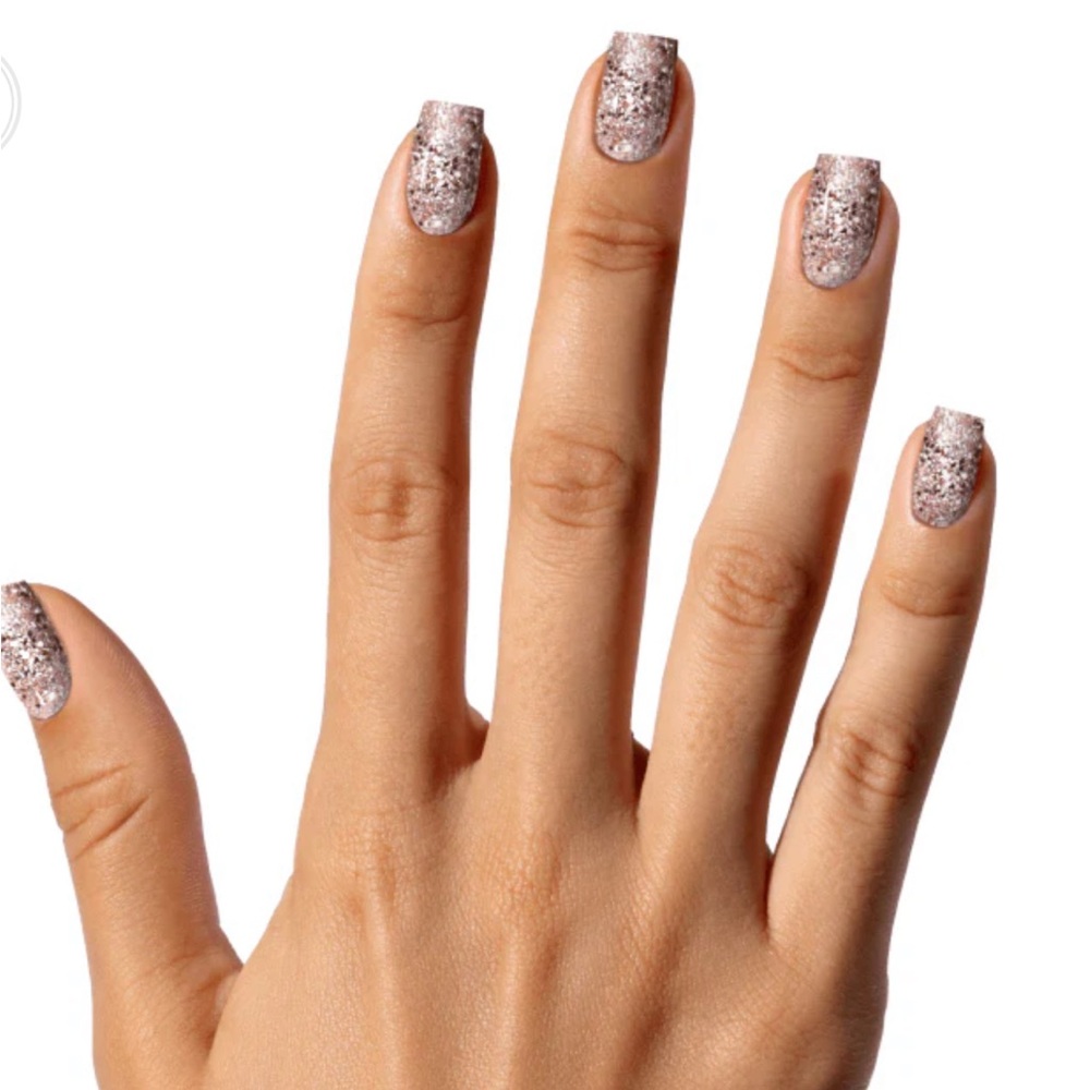 Nailboo Glam Queen Sparkling Glitter Dip Powder - Picture 3 of 8